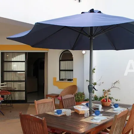 2 Bed Apartment, Terrace And Shared Pool * Карвоейру