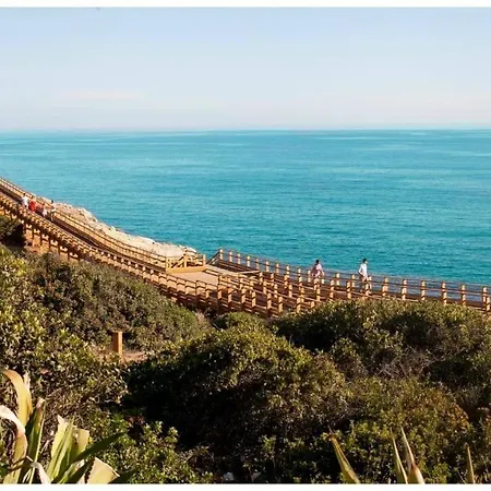 2 Bed Apartment, Terrace And Shared Pool Апартаменты Карвоейру