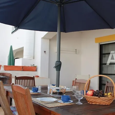 Apartment 2 Bed Apartment, Terrace And Shared Pool Carvoeiro (Lagoa)