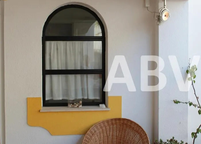 Lägenhet 2 Bed Apartment, Terrace And Shared Pool Carvoeiro (Lagoa)