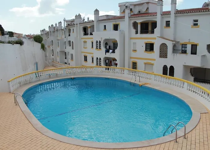 2 Bed Apartment, Terrace And Shared Pool Carvoeiro (Lagoa)
