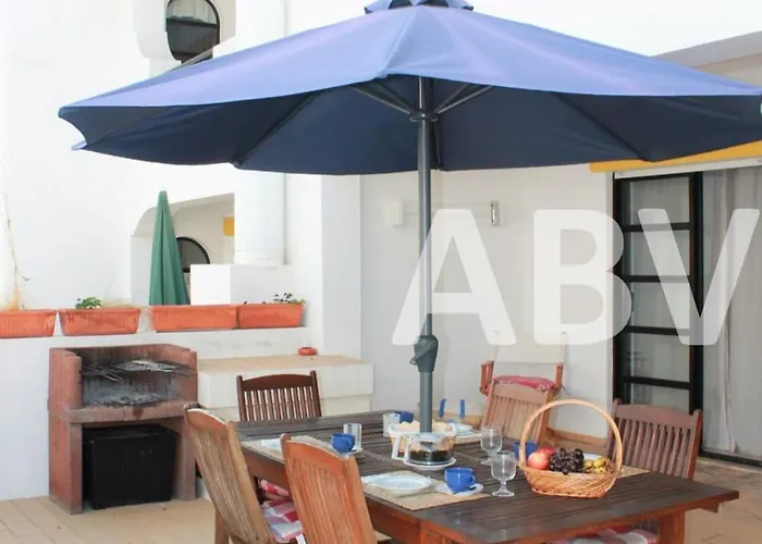 2 Bed Apartment, Terrace And Shared Pool Apartament *